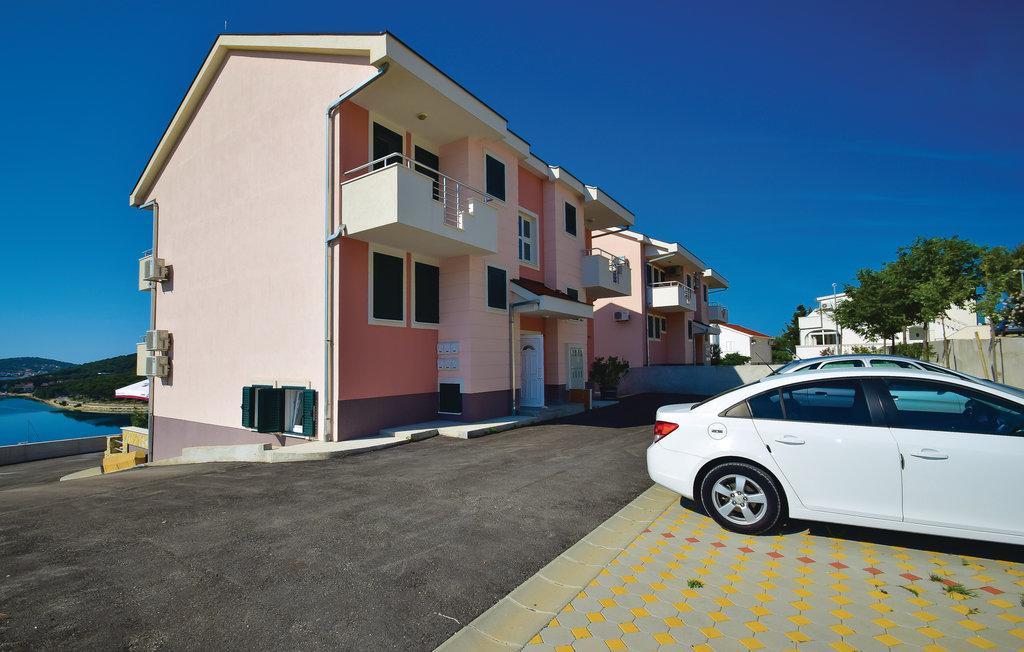 روغوزنيكا Apartment Rogoznica المظهر الخارجي الصورة