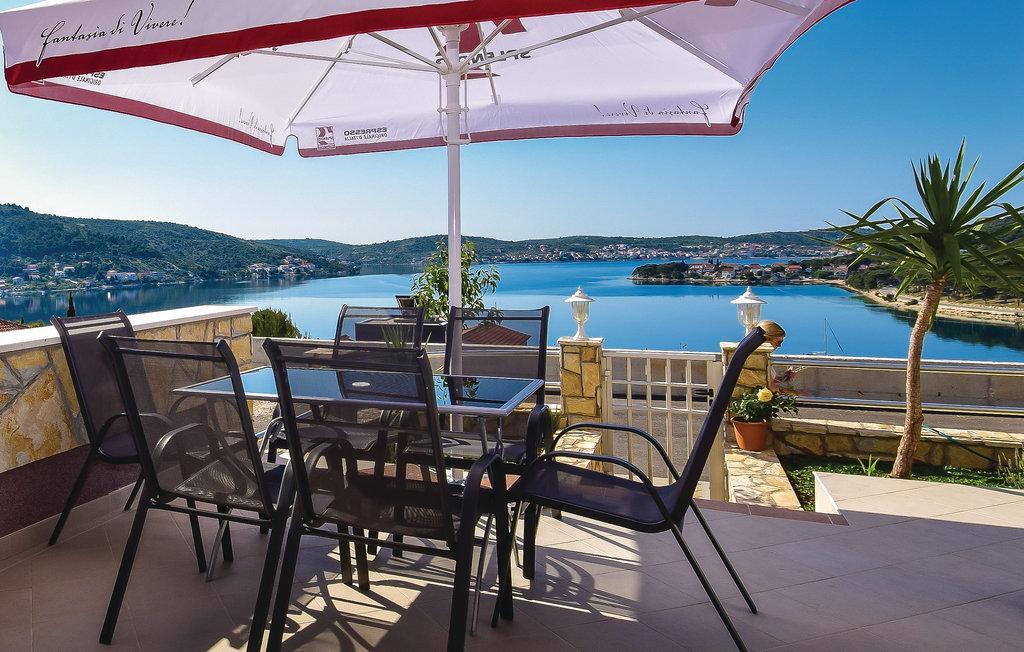 روغوزنيكا Apartment Rogoznica المظهر الخارجي الصورة