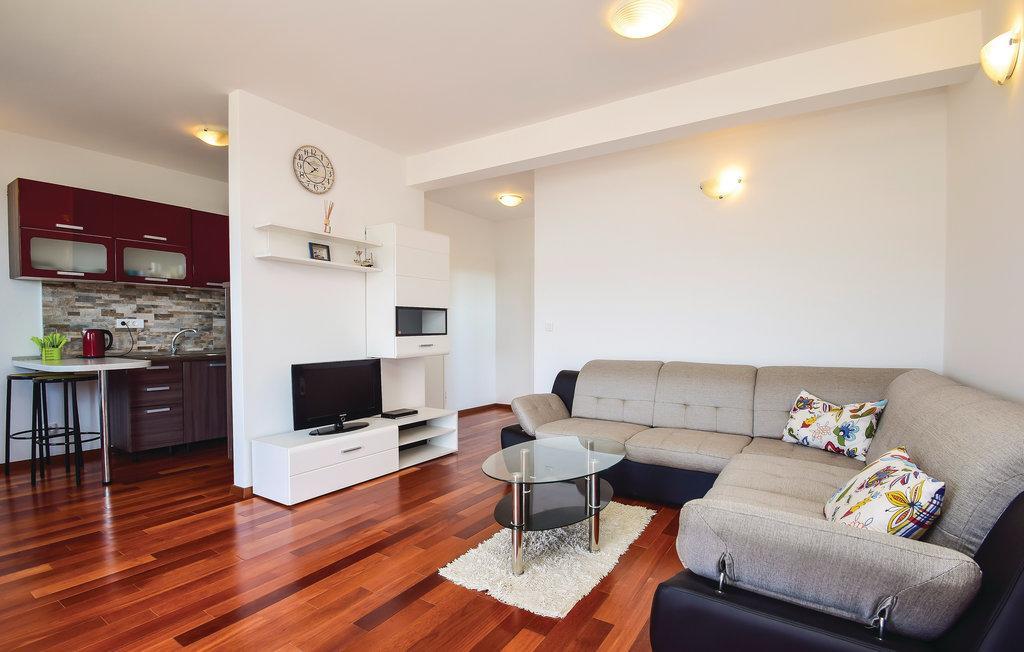 روغوزنيكا Apartment Rogoznica المظهر الخارجي الصورة